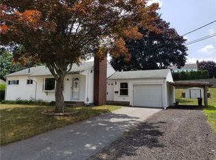 53 Redwood Dr, Cranston, RI 02920