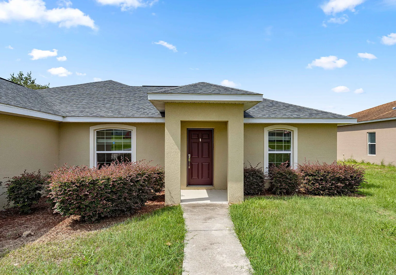 3 bed, 2.0 bath, 1442 sqft, $1,795 — Photo 2