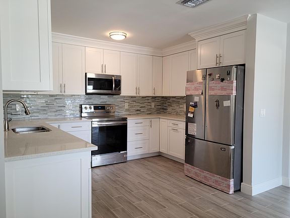 2nd image of 308 Summa St