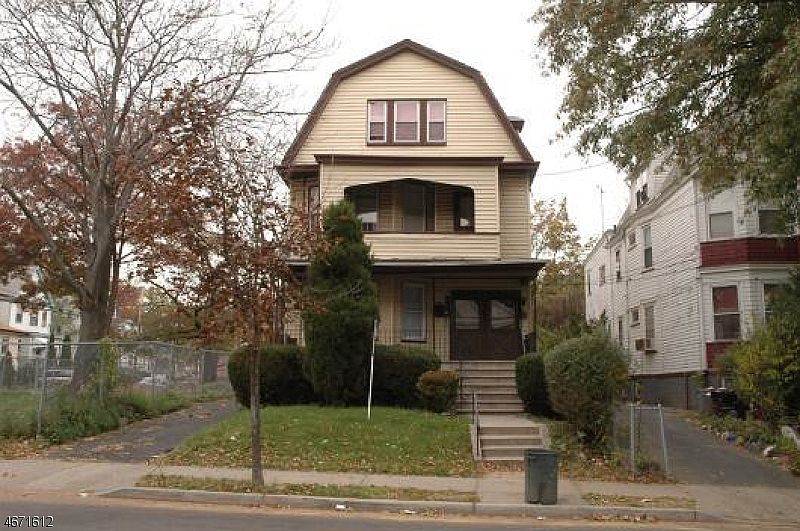 1st image of 541-543 Sanford Ave