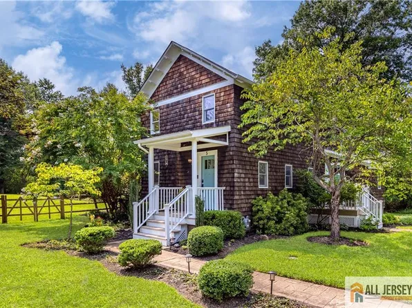 5 Old Nursery Ln, Princeton, NJ 08540
