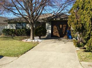 4463 Posada Dr, Dallas, TX 75211