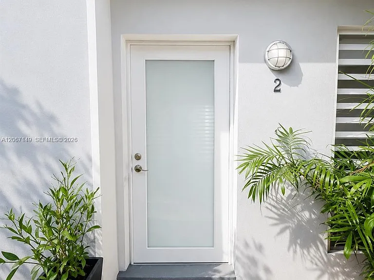 1220 Euclid Ave #2 — Photo 10