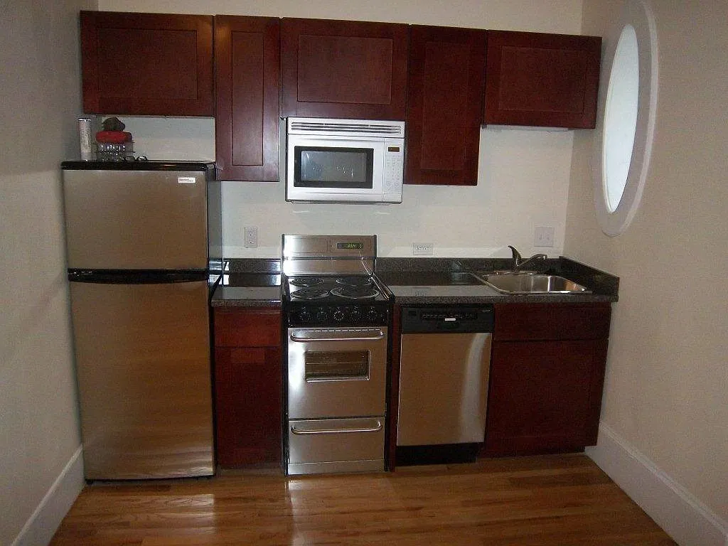 1 bed, 675 sqft, $2,650 — Photo 2