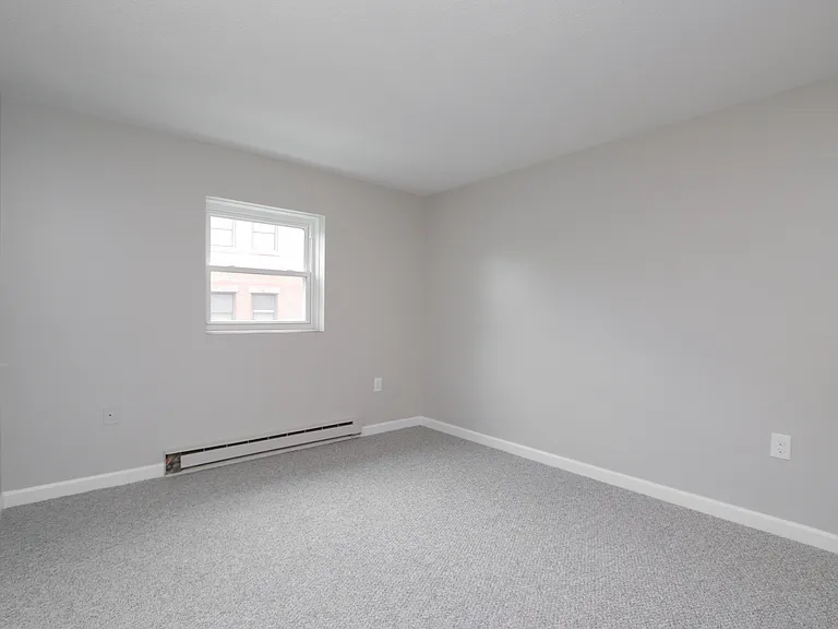 76 Meadow St #D — Photo 30