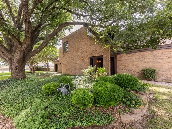 1536 Wolf Run, College Station, TX 77840
