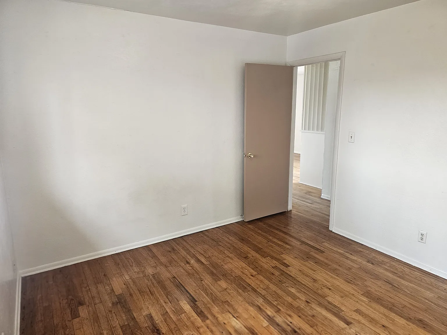 1 bed, 1680 sqft, $1,199 — Photo 2