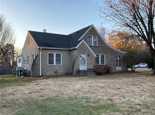 1761 S Main St, Graham, NC 27253