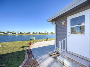323 Sunshine Ave, North Fort Myers, FL 33903
