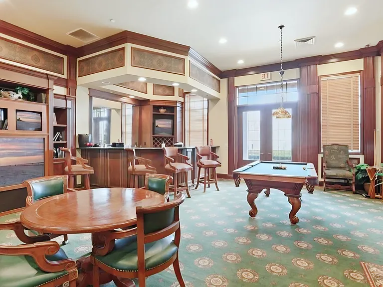 2422 White Magnolia Way #2422 — Photo 31