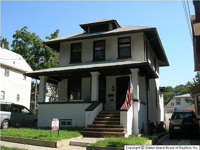 1st image of 137 Palmer Ave