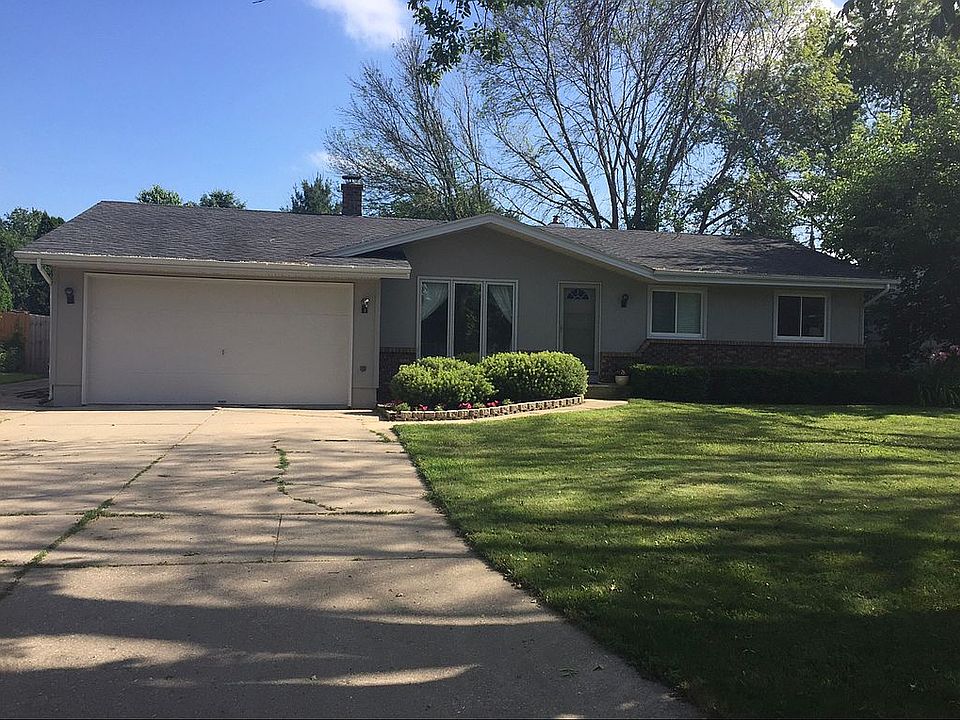 1st image of 3312 Canterbury Ln