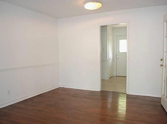 3rd image of 6502 Parkdale Dr