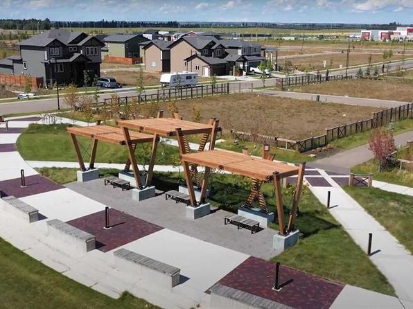 31 Toye St, Red Deer, AB T4P 0Y5