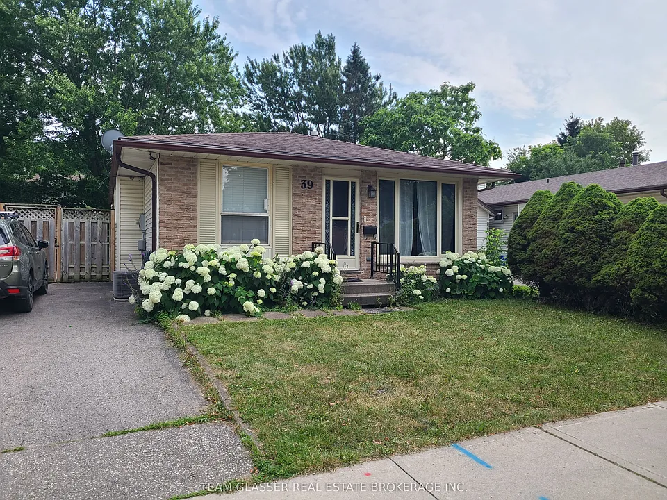 39 Ardsley Rd