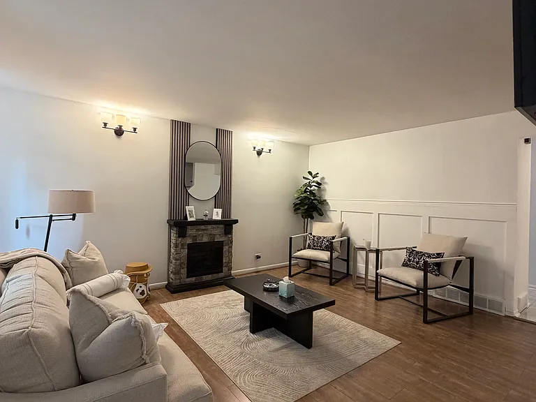 10043 Frontage Rd #D — Photo 8