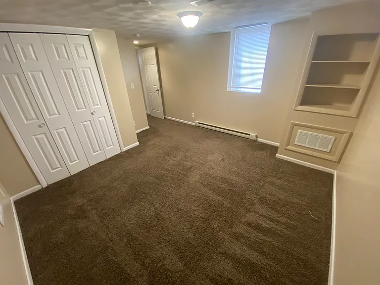 2534 J St #5 — Photo 16