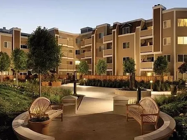 6400 Christie Ave APT 2413, Emeryville, CA 94608