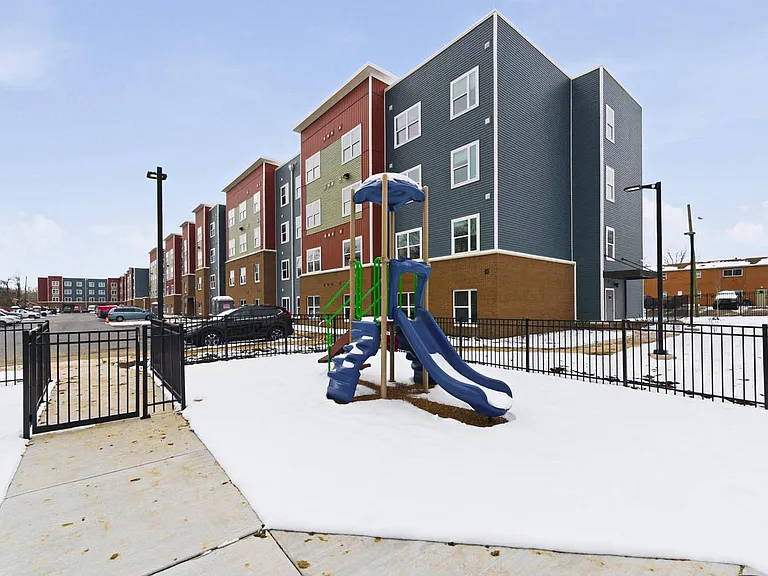 Granville Woods Lofts II — Photo 23