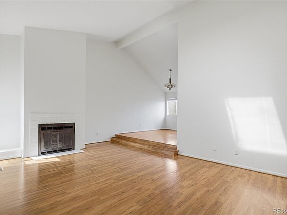 3rd image of 2889 W Rowland Place