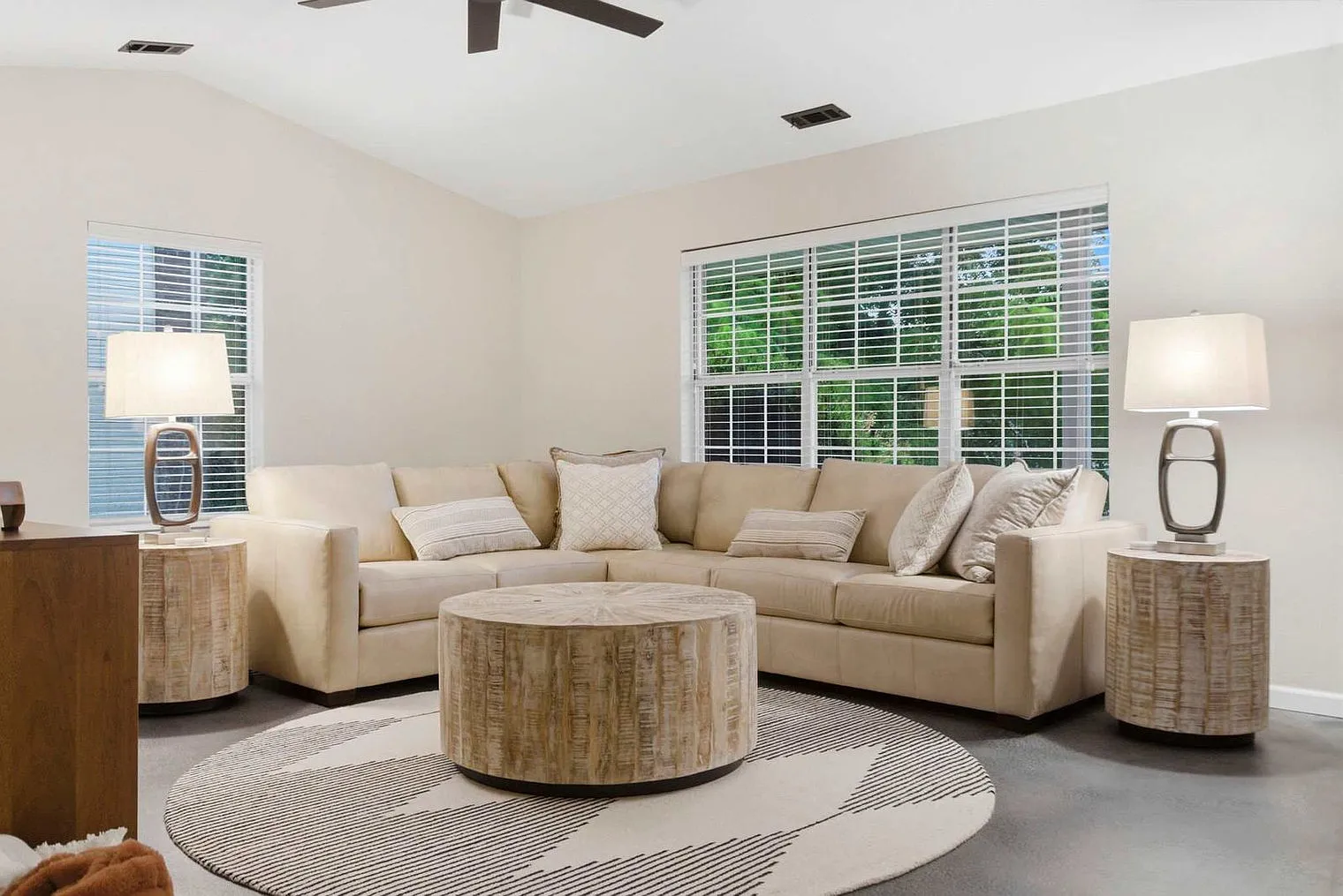 2 bed, 2.0 bath, $4,665 — Photo 2