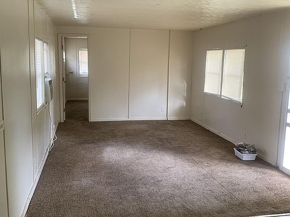 3rd image of 410 Senate St Unit C