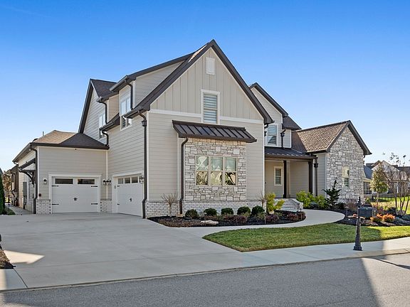 4th image of 160 Wakeboard Way