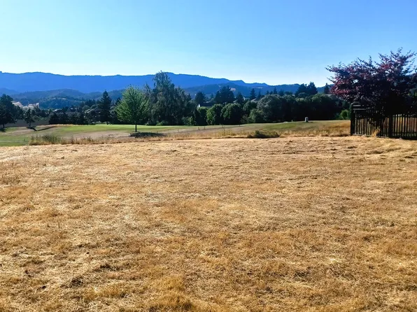 429 Fairway Estates Dr #21, Sutherlin, OR 97479