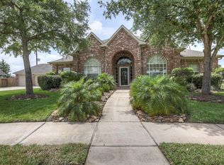 2502 Sunfish Dr, Pearland, TX 77584