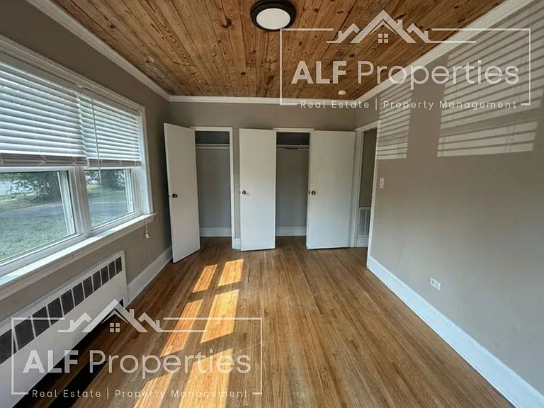 1301 S 10th St #2 — Photo 11