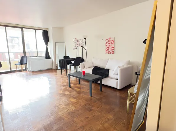 311 East 38th Street 12C image 1 of 10