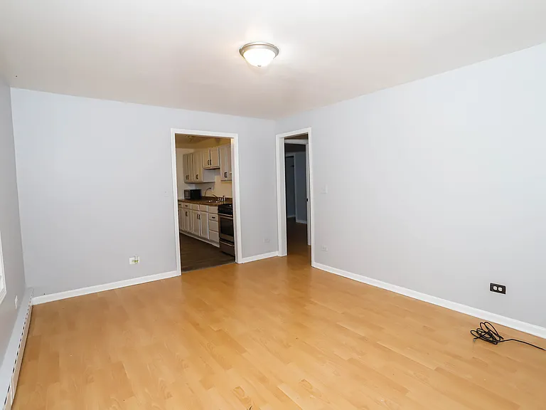 2700 Jackson Ave #2 — Photo 6