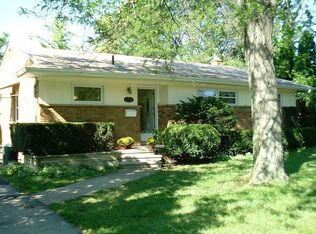 16940 W Thirteen Mile Rd, Beverly Hills, MI 48025