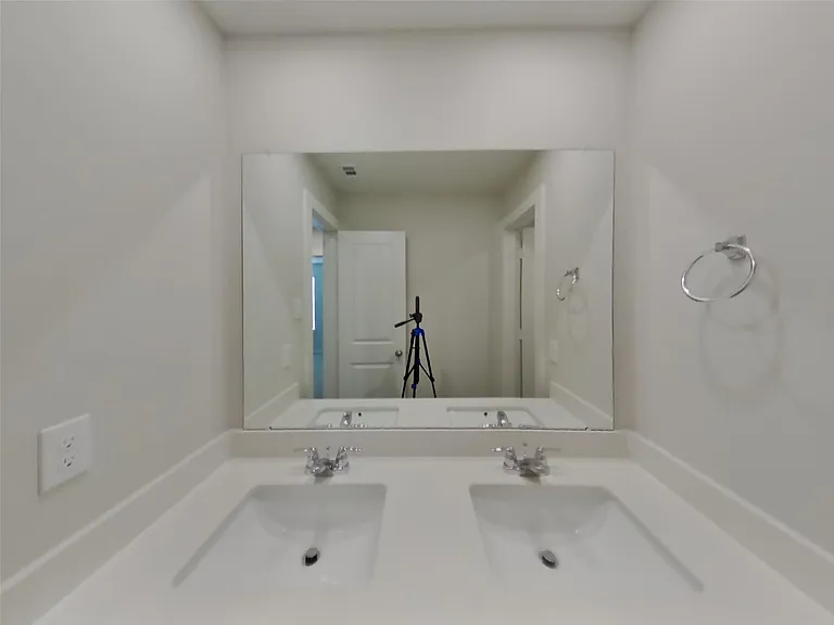 22733 Terrazzo Dr — Photo 12