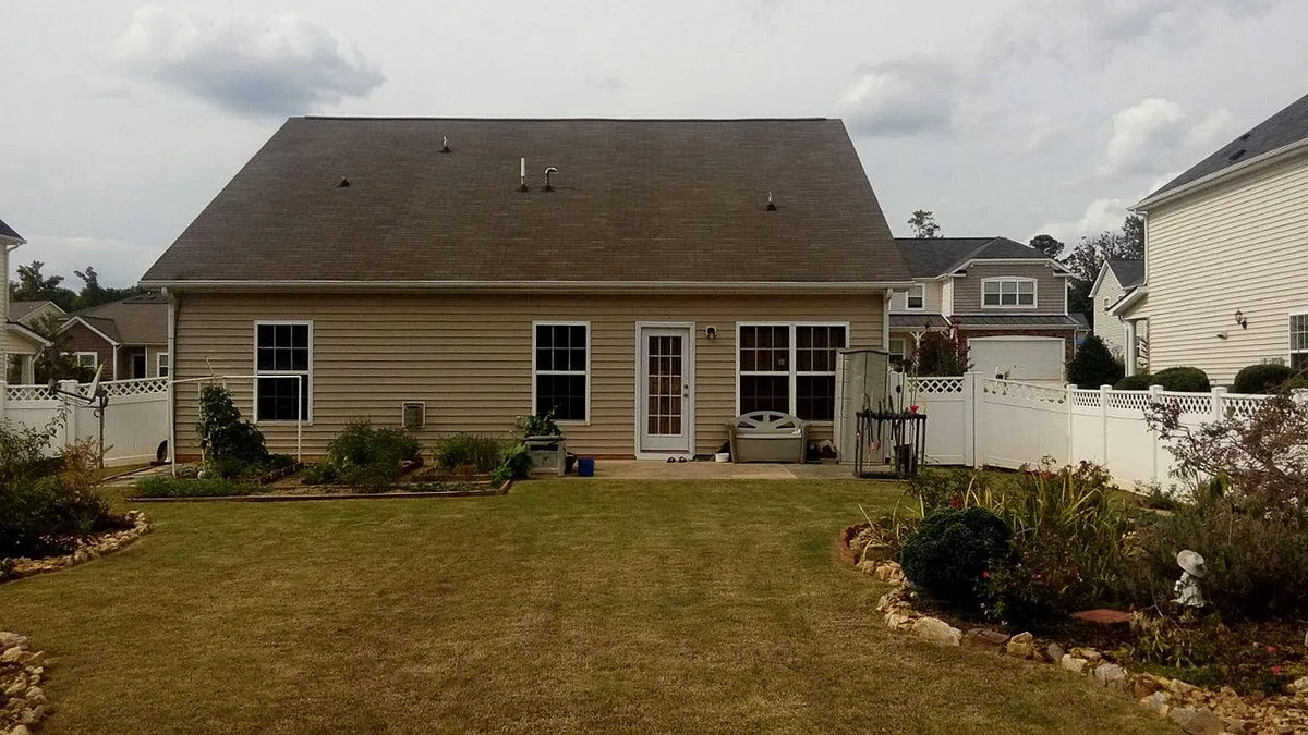Building Photo - 51 Killington Dr