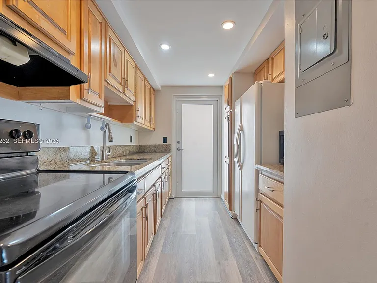 710 N Ocean Blvd #710 — Photo 6
