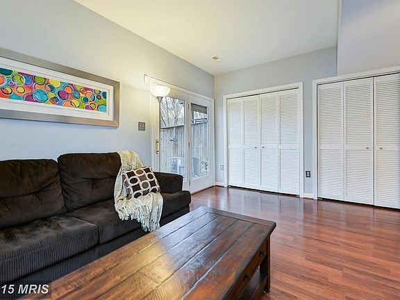 5th image of 403A E Nelson Ave