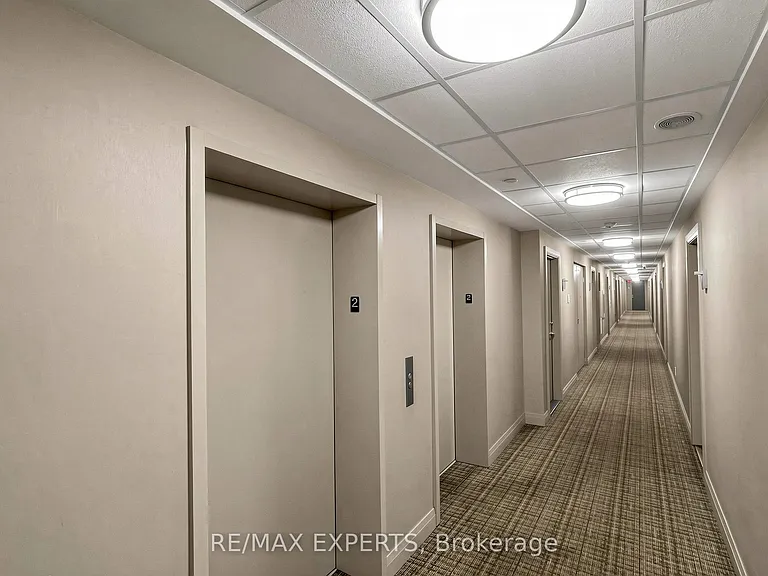 18 Rean Dr #223 — Photo 9