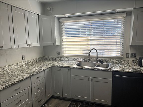 4th image of 272 Apache Cir