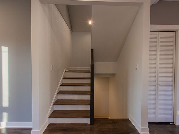 4th image of 5114 S Millard Ave