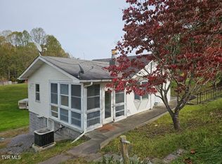 9747 The Lake Rd, Clintwood, VA 24228