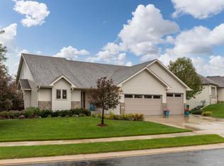 2694 Boulder Ridge Dr NW, Rochester, MN 55901