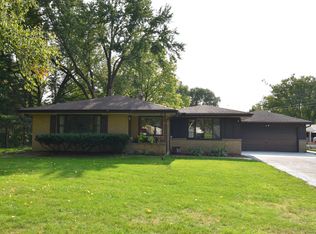 N33W22159 Memory Ln, Pewaukee, WI 53072