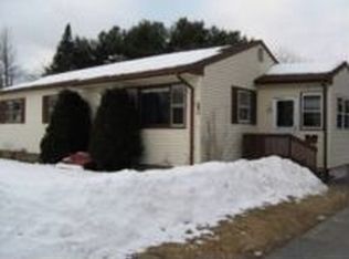 19 Mayflower Rd, Augusta, ME 04330