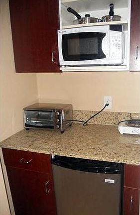 3rd image of 4040 Galt Ocean Dr #325