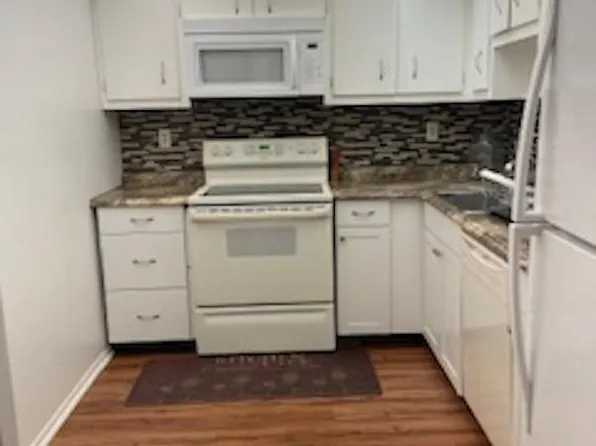 245 Center Rd, Venice, FL