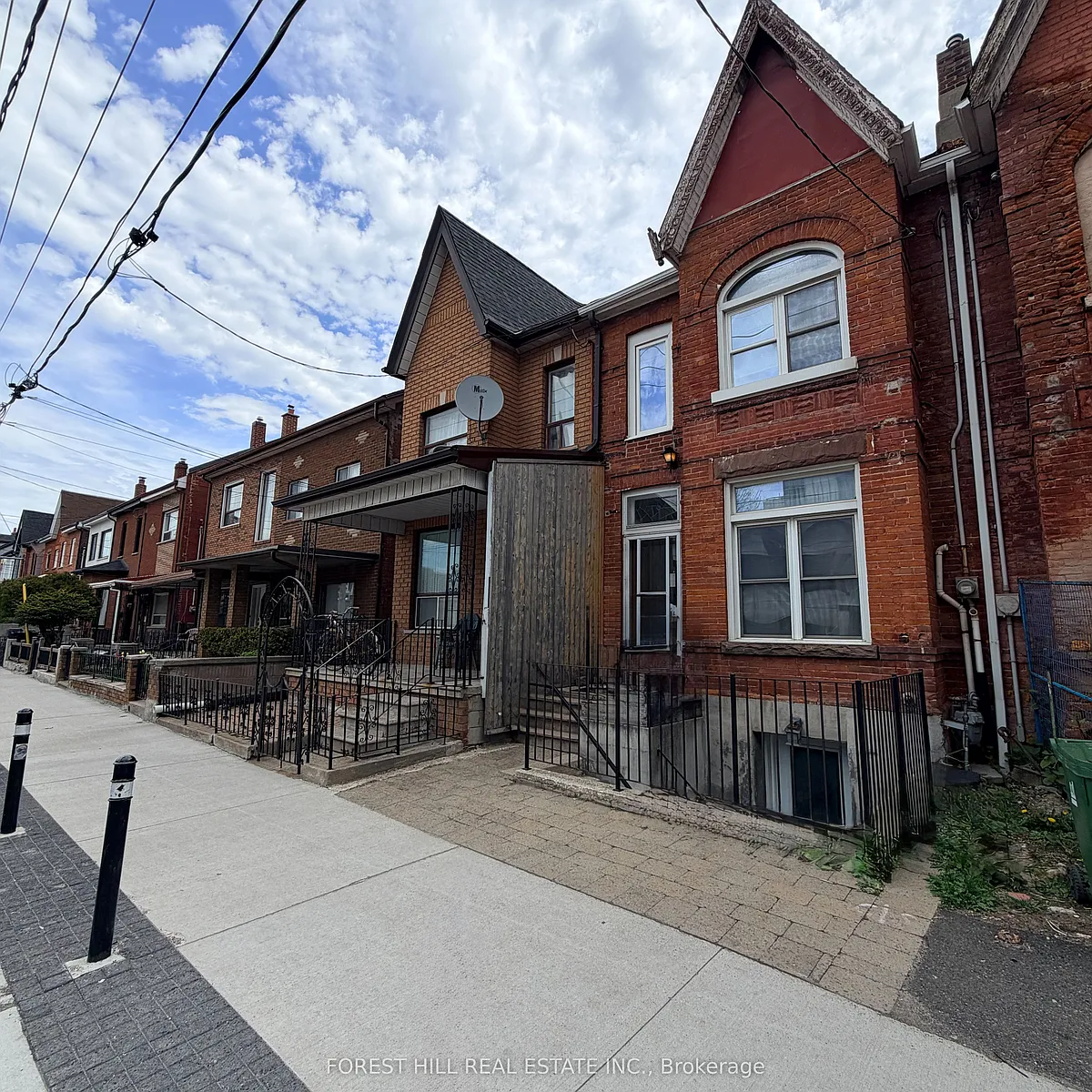 Building Photo - 41 Gladstone Ave #LOWER
