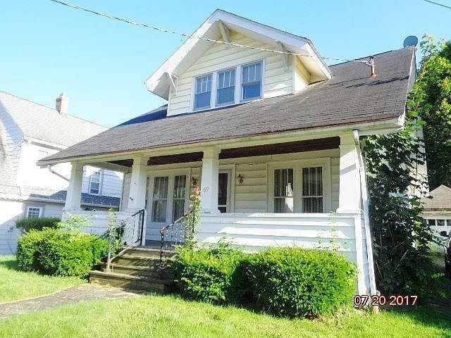1st image of 69 Dearborn St