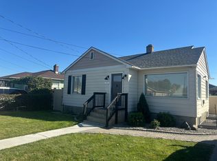 1413 Gregory Ave, Sunnyside, WA