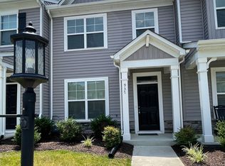 937 Scott Commons Ln #937, Richmond, VA 23227